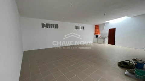 Moradia T4 para Venda em Rio Tinto