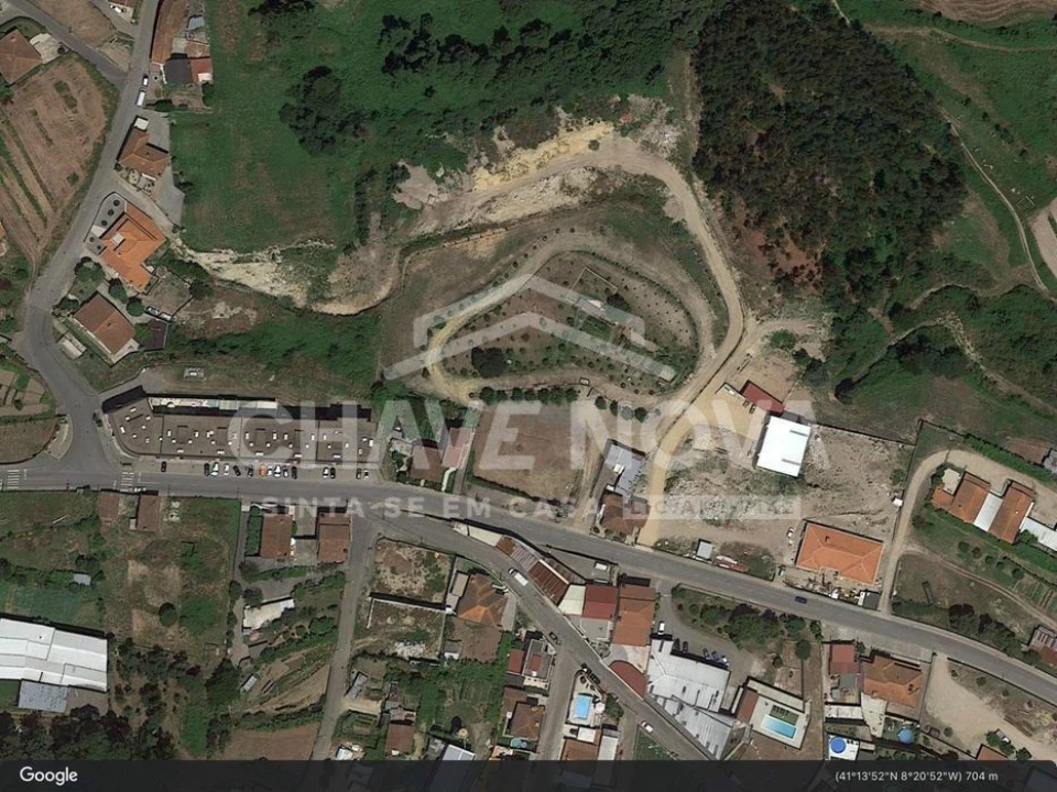 Terreno P/ Prédio para Venda em Louredo Foto 1