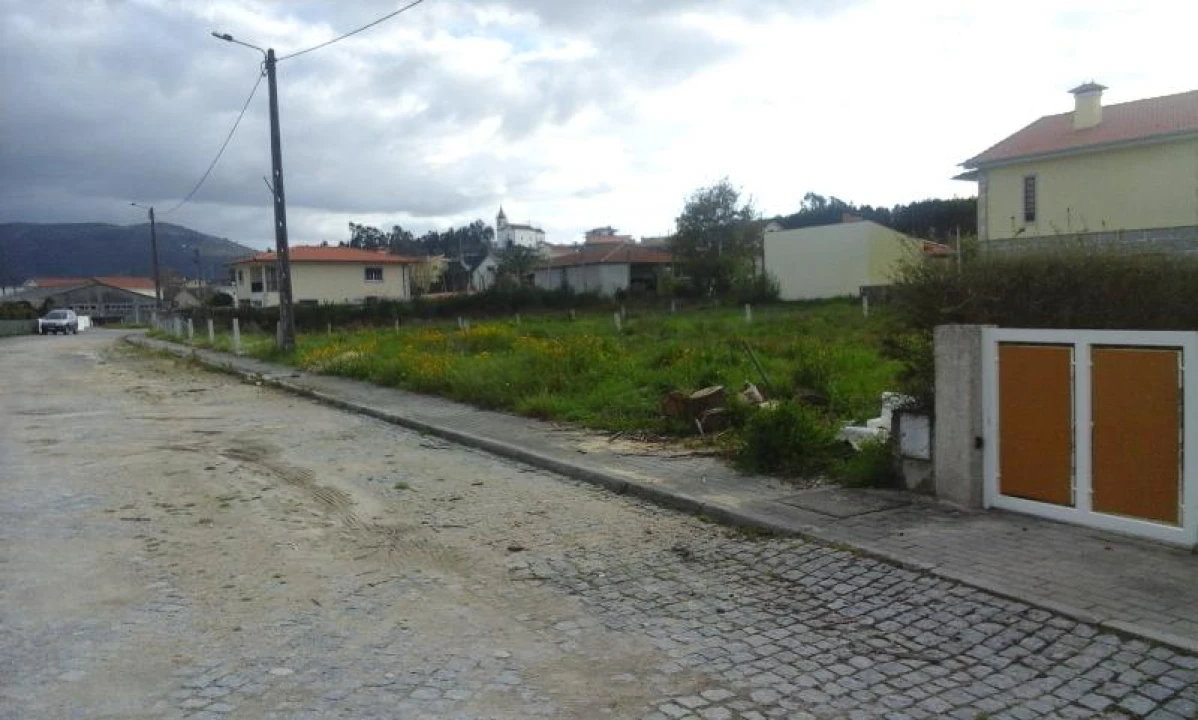 Terreno para Venda em Taide Foto 1