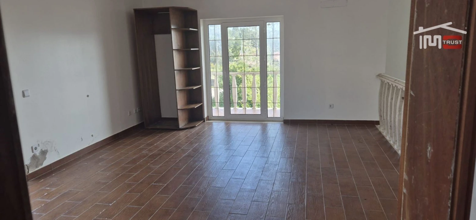 Moradia T5 para Venda em Mira de Aire Foto 32