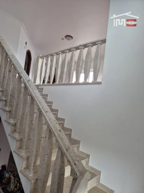 Moradia T5 para Venda em Mira de Aire