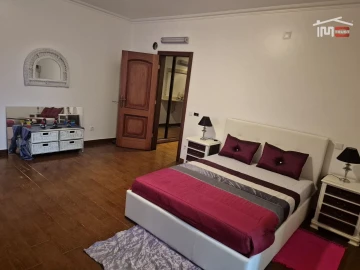 Moradia T5 para Venda em Mira de Aire