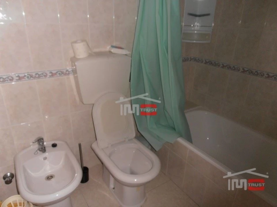 Apartamento T1 para Arrendamento em Fatima Foto 17