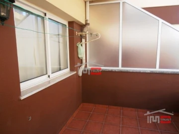 Apartamento T1 para Arrendamento em Fatima