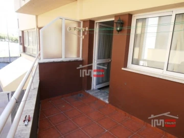Apartamento T1 para Arrendamento em Fatima