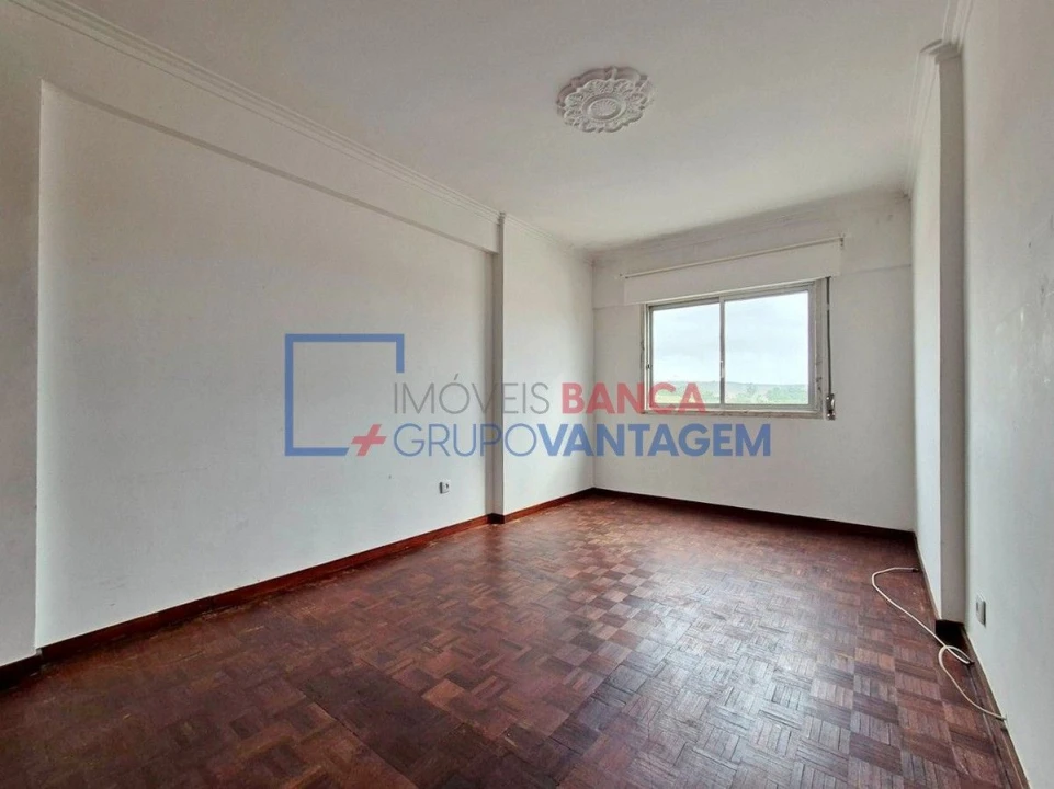 Apartamento T2 para Venda em Queluz e Belas Foto 7