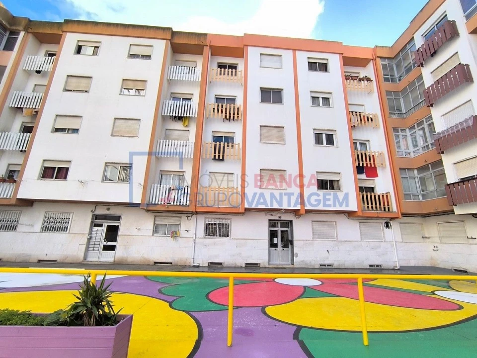 Apartamento T2 para Venda em Queluz e Belas Foto 18