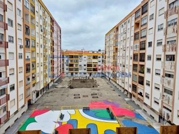 Apartamento T2 para Venda em Queluz e Belas