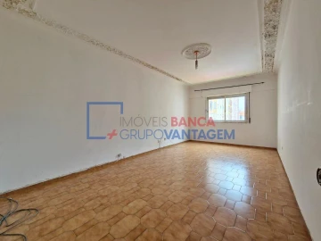 Apartamento T2 para Venda em Queluz e Belas