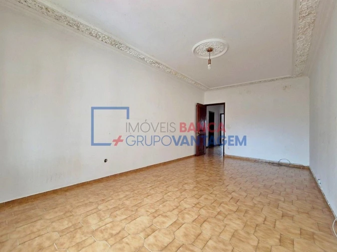 Apartamento T2 para Venda em Queluz e Belas Foto 2