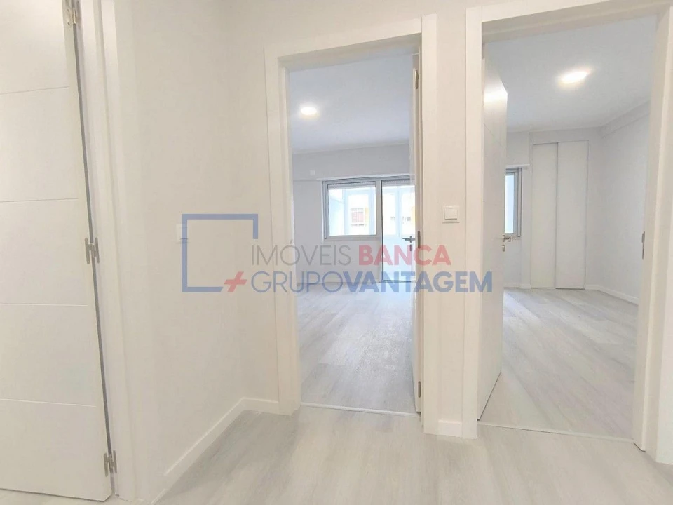 Apartamento T2 para Venda em Oeiras e São Julião da Barra, Paço de Arcos e Caxias Foto 7