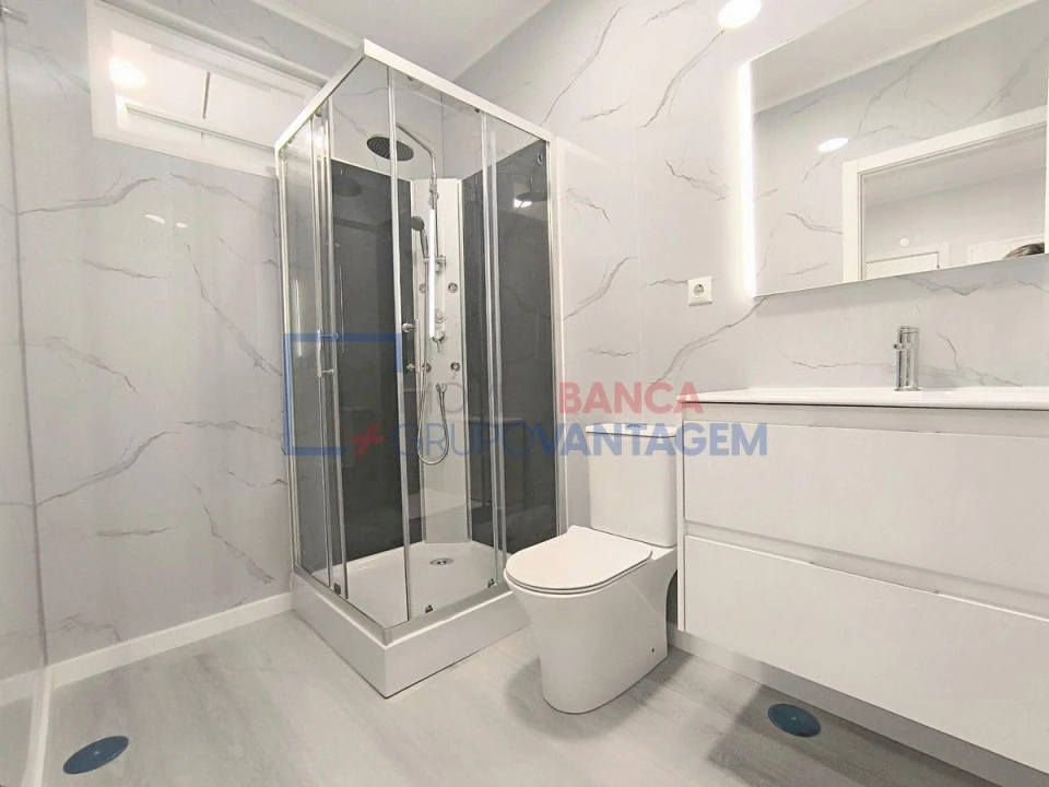 Apartamento T2 para Venda em Oeiras e São Julião da Barra, Paço de Arcos e Caxias Foto 15