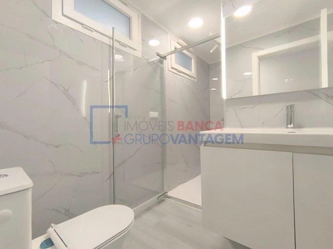 Apartamento T2 para Venda em Oeiras e São Julião da Barra, Paço de Arcos e Caxias Foto 8