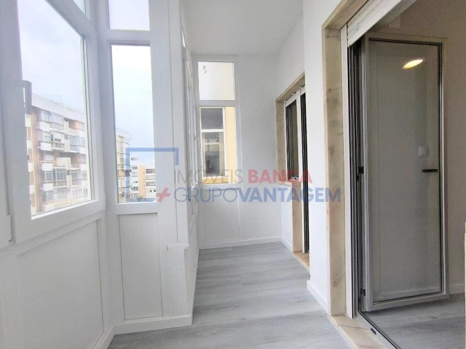 Apartamento T2 para Venda em Oeiras e São Julião da Barra, Paço de Arcos e Caxias Foto 11