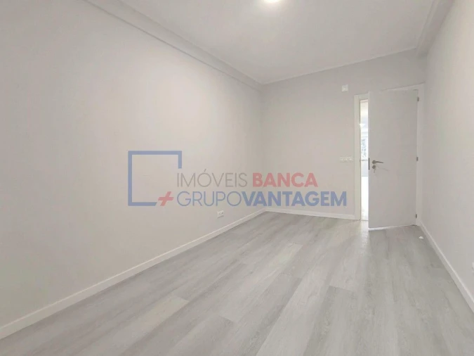 Apartamento T2 para Venda em Oeiras e São Julião da Barra, Paço de Arcos e Caxias Foto 14