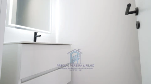 Apartamento T3 para Venda em Baguim do Monte (Rio Tinto)