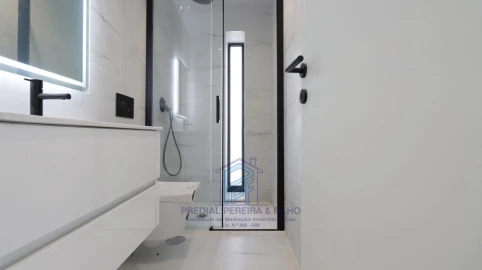 Apartamento T3 para Venda em Baguim do Monte (Rio Tinto)