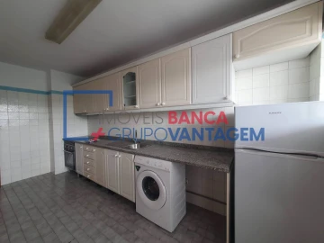 Apartamento T3 para Venda em Vilar de Andorinho