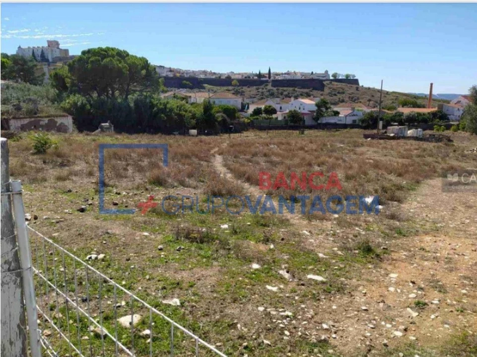 Terreno Misto para Venda em Estremoz (Santa Maria e Santo André) Foto 3