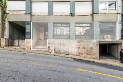 Loja para Venda em Sé Nova, Santa Cruz, Almedina e São Bartolomeu