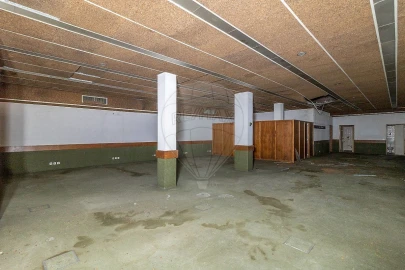 Loja para Venda em Sé Nova, Santa Cruz, Almedina e São Bartolomeu