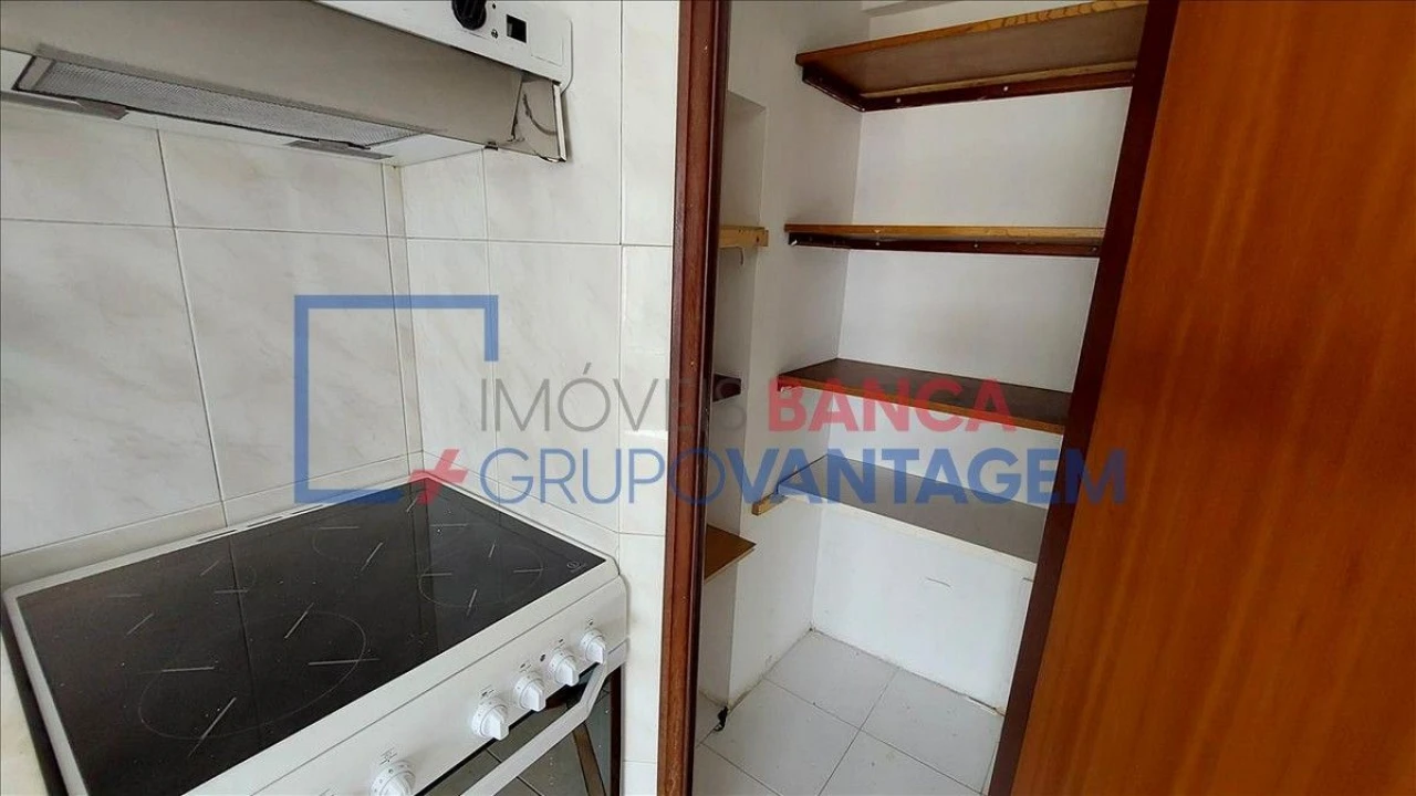 Apartamento T2 para Venda em Algueirão-Mem Martins Foto 14