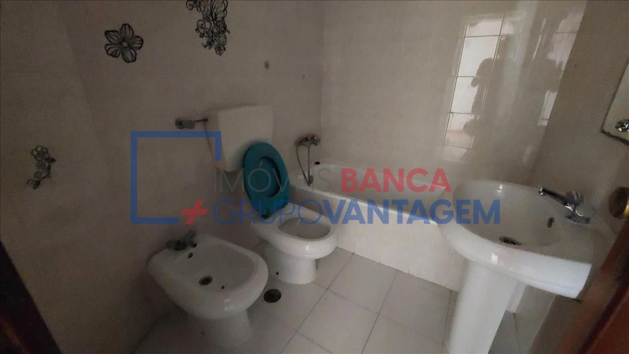 Apartamento T2 para Venda em Algueirão-Mem Martins Foto 17