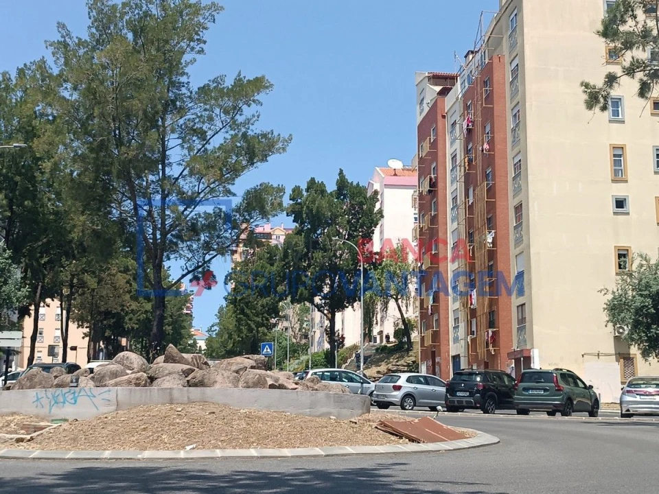 Apartamento T2 para Venda em Algueirão-Mem Martins Foto 7