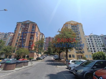 Apartamento T2 para Venda em Algueirão-Mem Martins