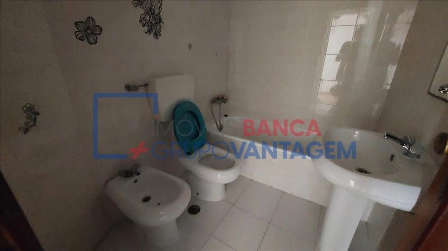 Apartamento T2 para Venda em Algueirão-Mem Martins Foto 17