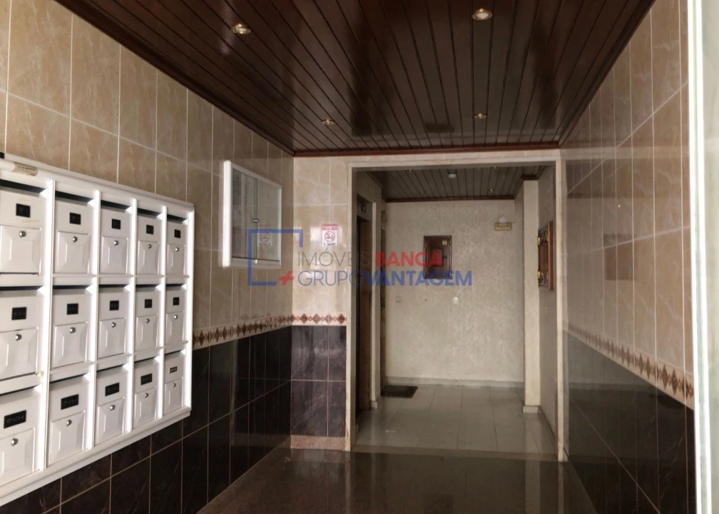 Apartamento T2 para Venda em Algueirão-Mem Martins Foto 4