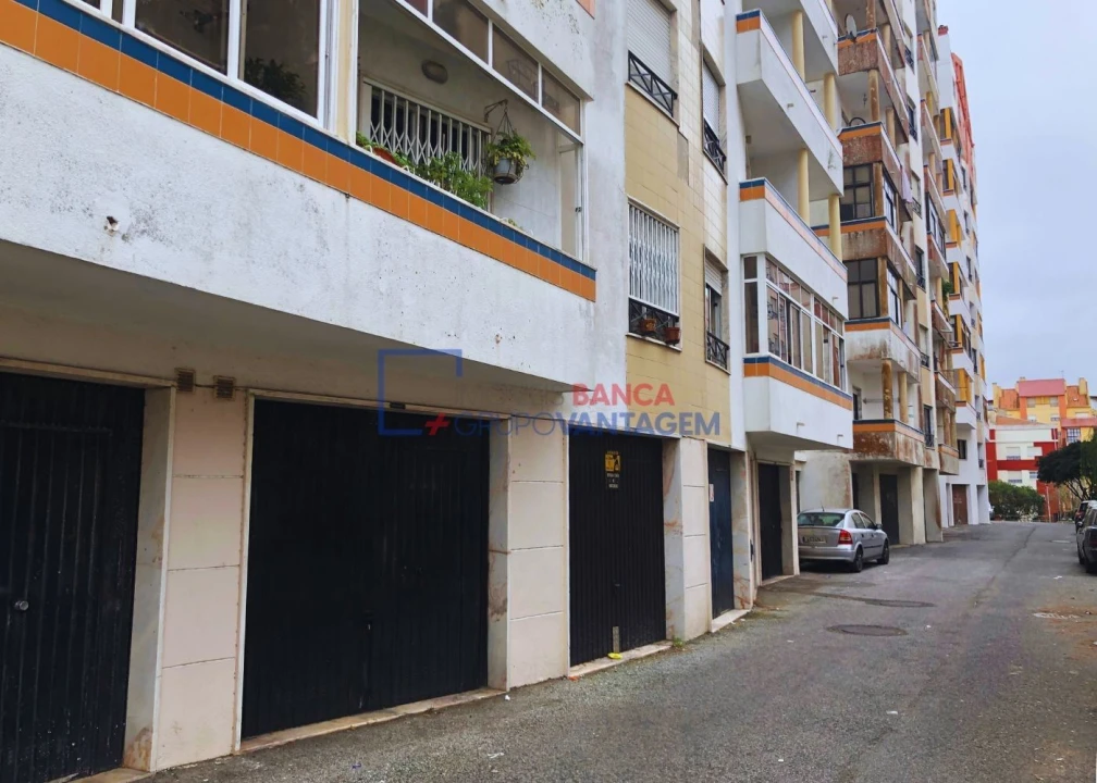 Apartamento T2 para Venda em Algueirão-Mem Martins Foto 3