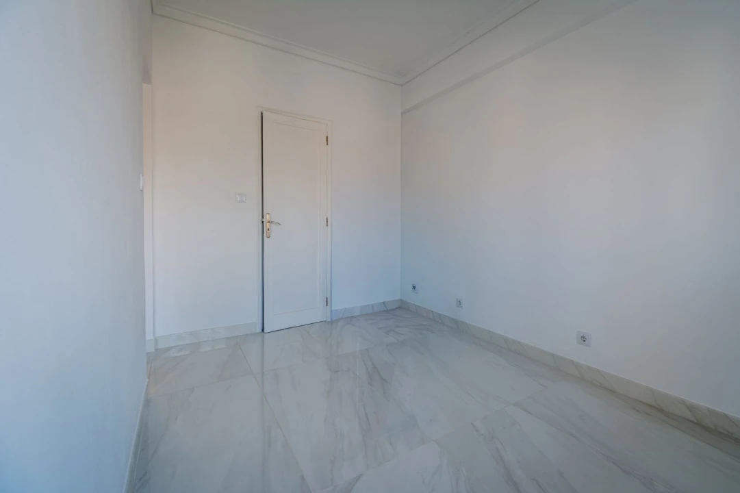 Apartamento T3 para Arrendamento em Carcavelos e Parede Foto 21