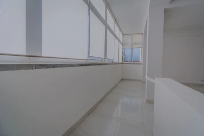 Apartamento T3 para Arrendamento em Carcavelos e Parede