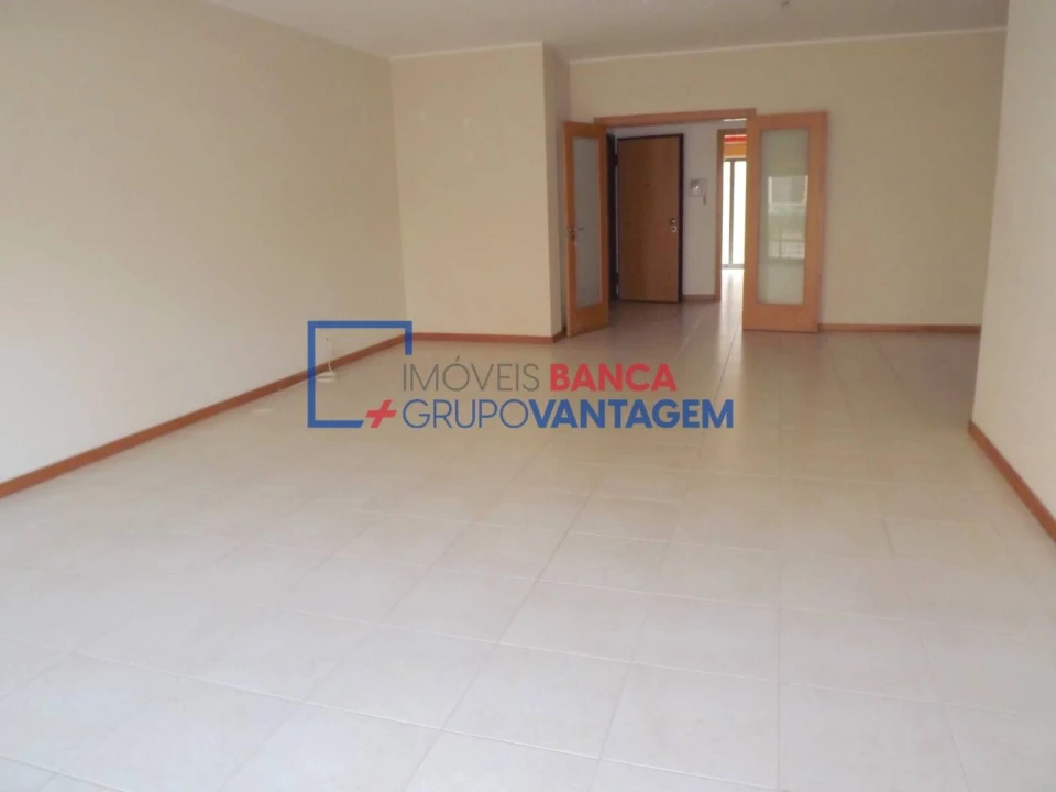 Apartamento T3 para Venda em Pinhal Novo Foto 2