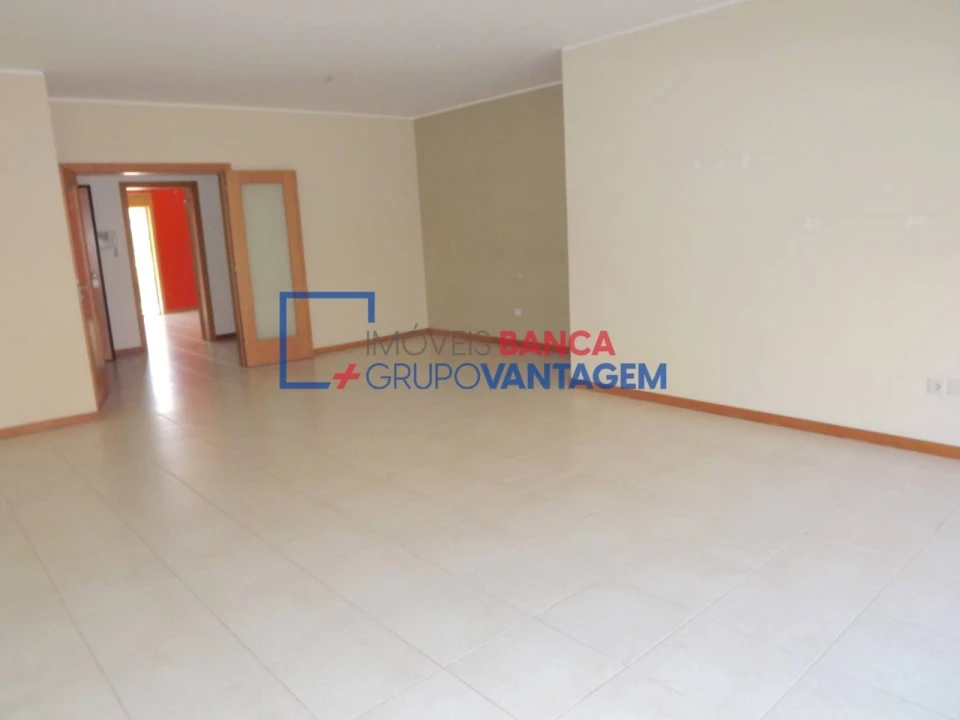 Apartamento T3 para Venda em Pinhal Novo Foto 4