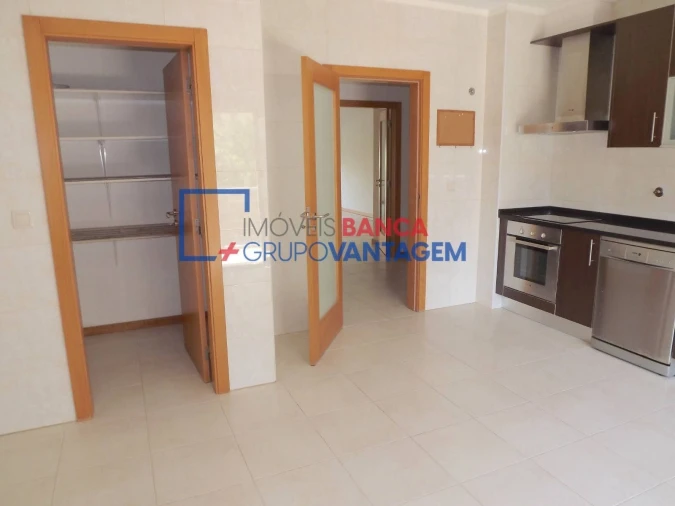 Apartamento T3 para Venda em Pinhal Novo Foto 16