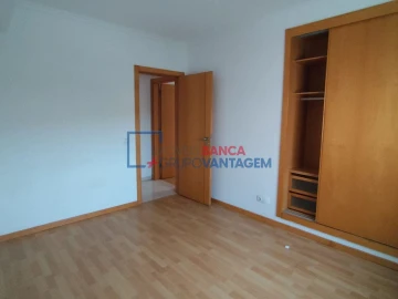 Apartamento T3 para Venda em Azambuja