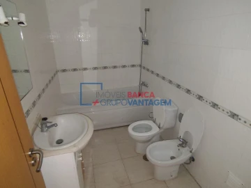 Apartamento T3 para Venda em Azambuja
