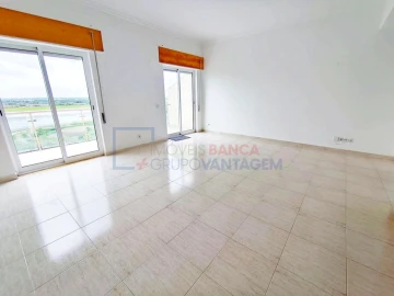 Apartamento T2 para Venda em Azambuja