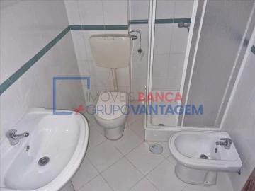 Apartamento T3 para Venda em Marvila, Ribeira Santarém, São Salvador, São Nicolau