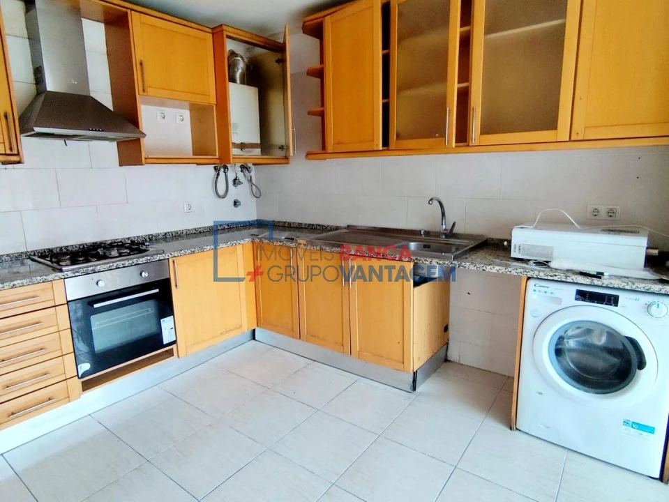 Apartamento T3 para Venda em Azambuja Foto 7