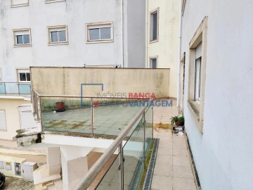 Apartamento T3 para Venda em Azambuja