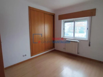 Apartamento T3 para Venda em Azambuja