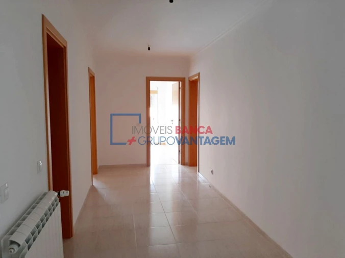 Apartamento T3 para Venda em Azambuja Foto 6