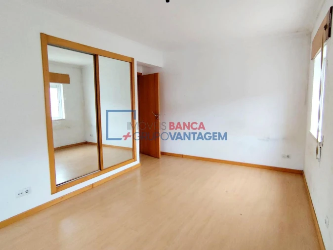 Apartamento T3 para Venda em Azambuja Foto 15