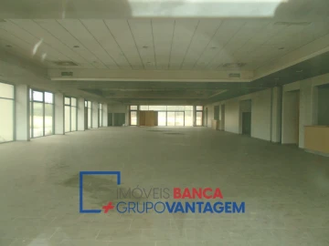 Prédio para Venda em Samora Correia