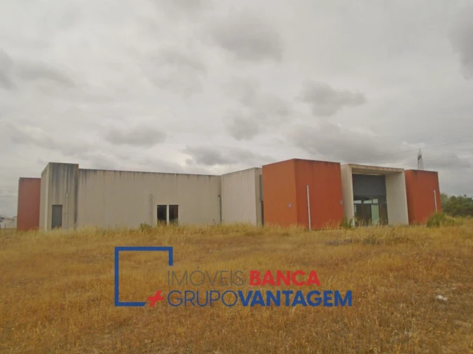 Prédio para Venda em Samora Correia Foto 6