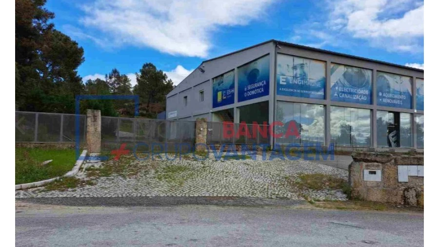 Armazém para Venda em Valpaços e Sanfins