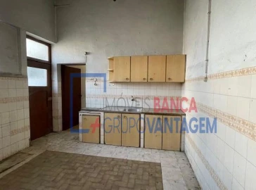 Moradia T5 para Venda em Paços da Serra